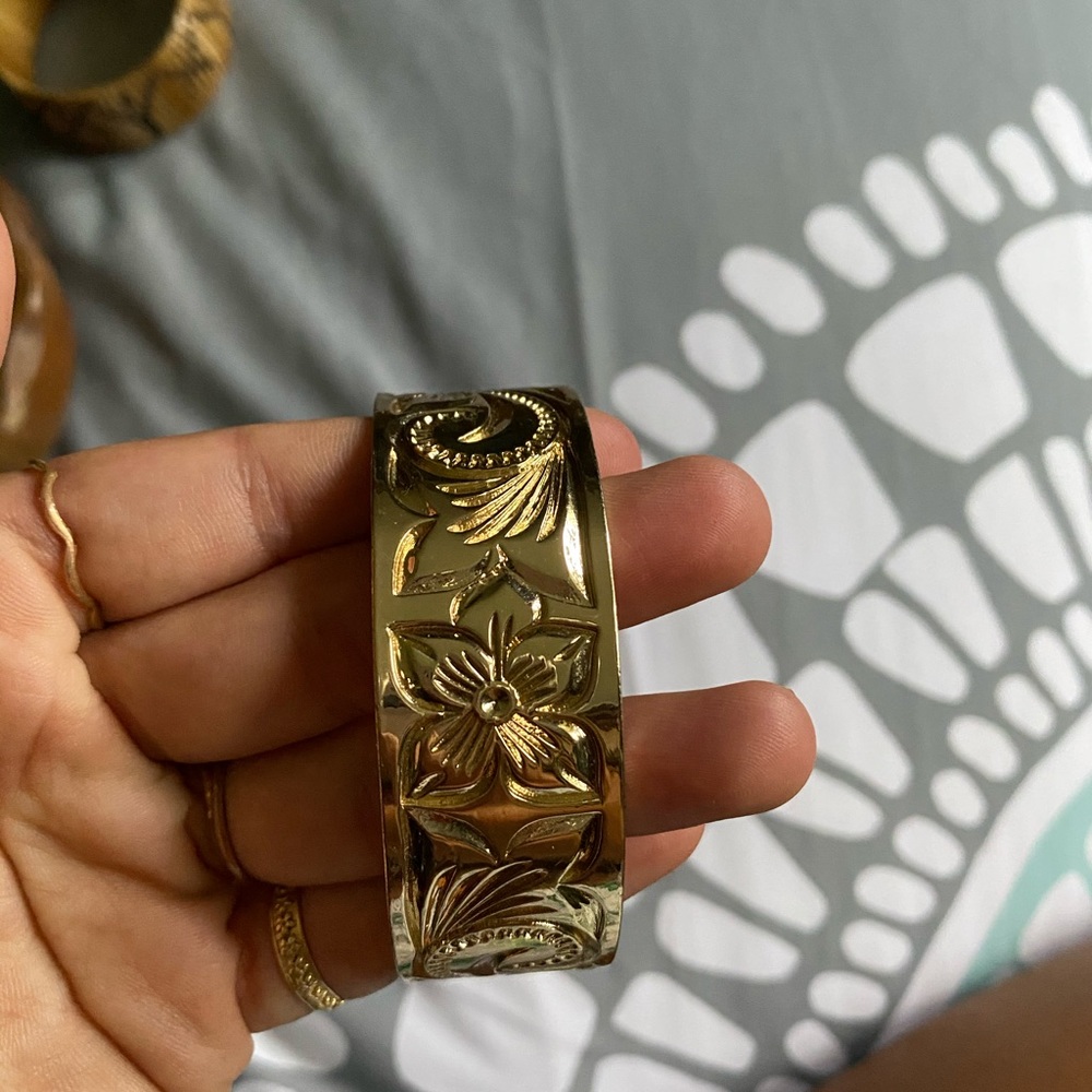 Hawaiian Bracelet
